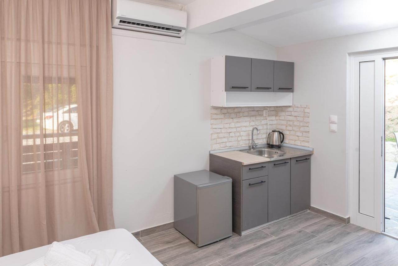 Medusa Rooms Kallithea  Exteriör bild