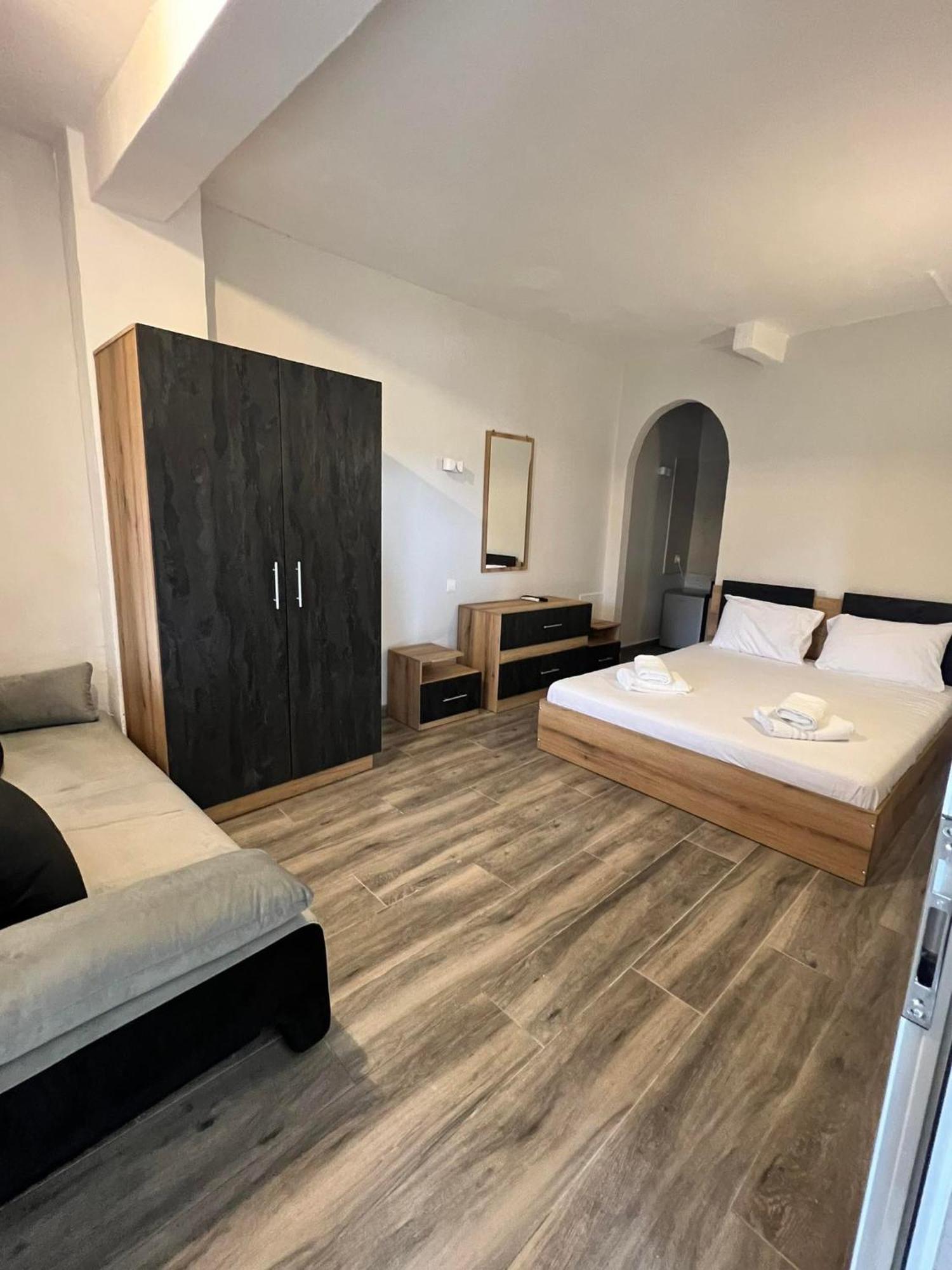 Medusa Rooms Kallithea  Exteriör bild