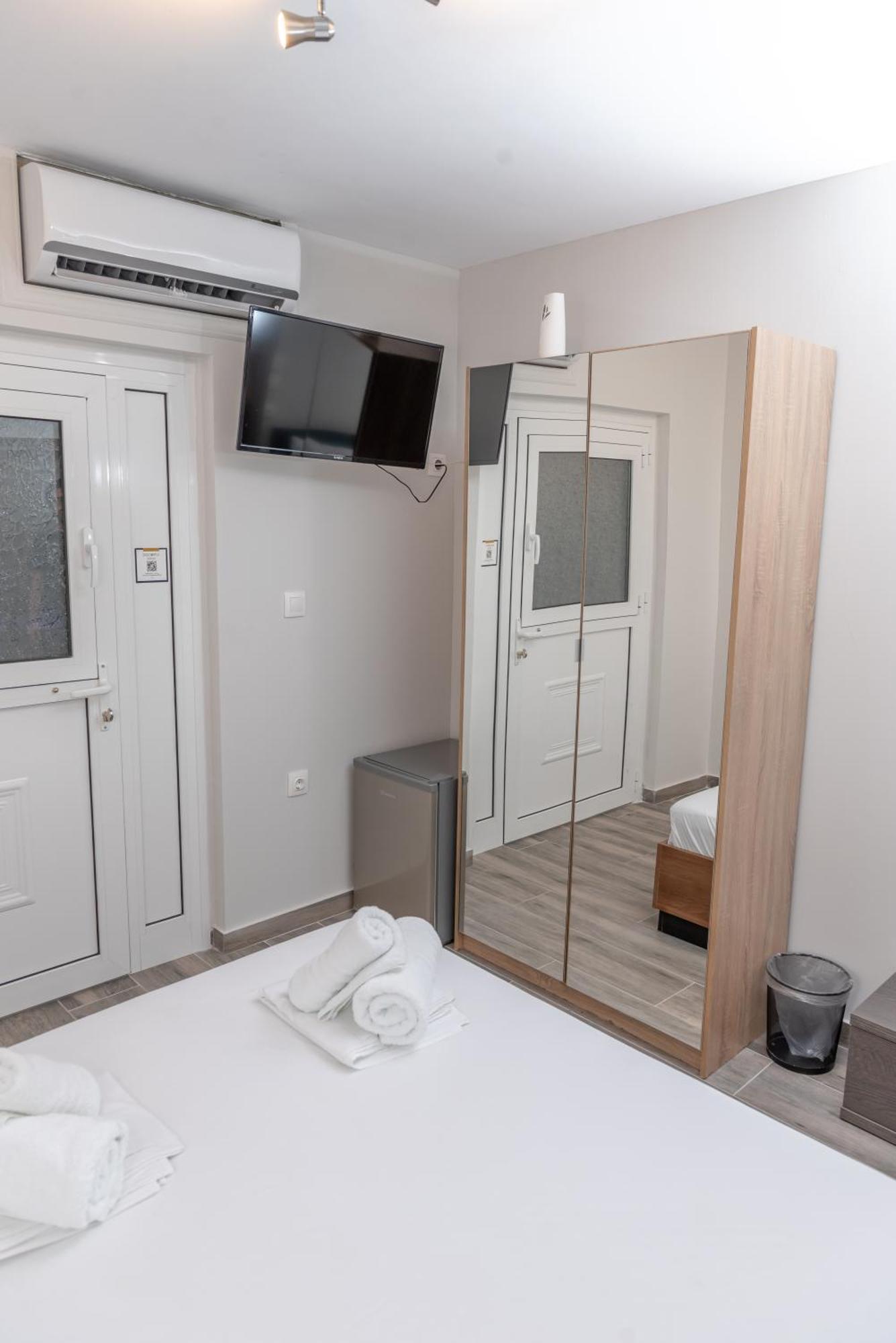 Medusa Rooms Kallithea  Exteriör bild